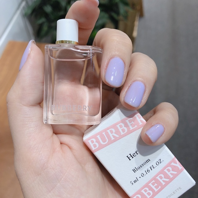 BURBERRY, BURBERRY Her Blossom, BURBERRY Her Blossom EDT, BURBERRY Her Blossom Eau De Toilette, BURBERRY Her Blossom Eau De Toilette Review, BURBERRY Her Blossom Eau De Toilette ราคา, BURBERRY Her Blossom Eau De Toilette รีวิว, น้ำหอม BURBERRY, น้ำหอม BURBERRY Her, น้ำหอม BURBERRY รีวิว