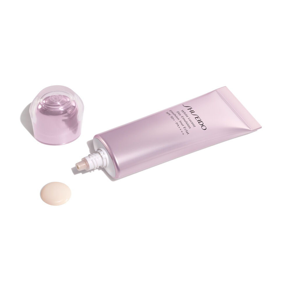 SHISEIDO White Lucent Day Emulsion SPF50+ PA++++